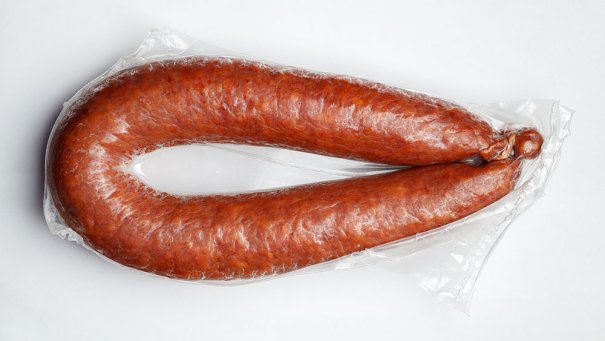 Extrawurst har producerats sedan 1820 och är en av de mest populära korvarna i Österrike. Korven är gjord av nötkött och / eller fläsk och fylld i nötfjälster. Extrawurst röks och kokas sedan i vatten. Friederich Schlögt i sin bok 