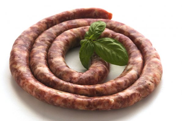 Linguiça cuiabana är en bra brasiliansk korv som har mycket på gång. Denna korv är karakteristiskt känd för att ha löpeost (coalho) som