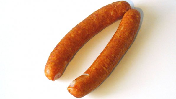 Hessische Bratwurst är en grillkorv som är enkel att tillaga och är en produkt av högsta kvalitet som inte innehåller några kemikalier eller tillsatser. Hessen är en central tysk delstat som är känd för sina skogar och Wiesbaden, en romersk kurort som numera är delstatens huvudstad.