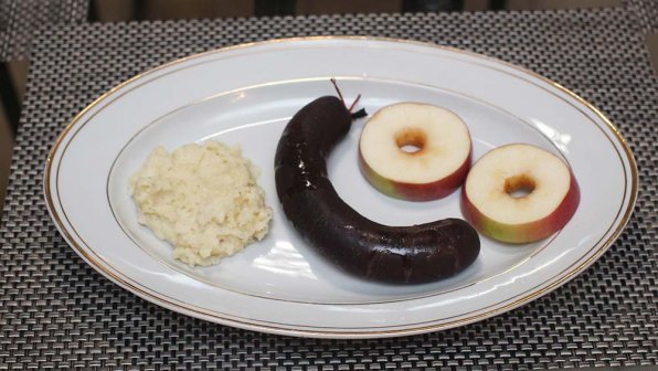 Boudin Noir á la Créme (blodkorv med grädde) är en ursprunglig fransk blodkorv.