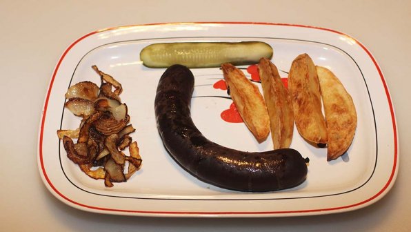 Boudin Noir - Traditional är en fransk klassisk blodkorv. Den innehåller blod, fett, lök, helmjölk, grädde och kryddor. Korven är mycket populär i Avignon-regionen i Frankrike.