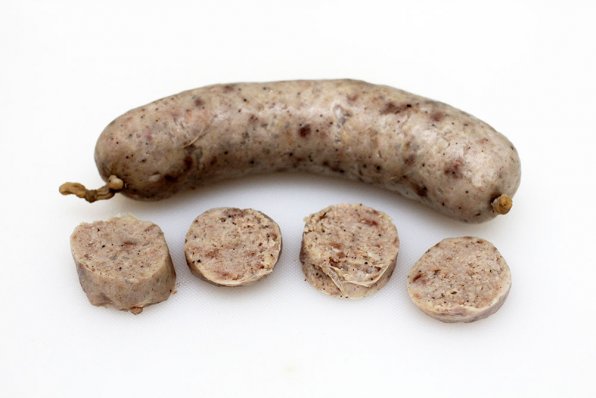 Bratwurst är en tysk korv som vanligtvis steks eller grillas. Den kan tillverkas av fläsk och nötkött, men de flesta bratwurstar av hög kvalitet tillverkas av fläsk och kalvkött. Detta är en fiskkorv av typen bratwurst.