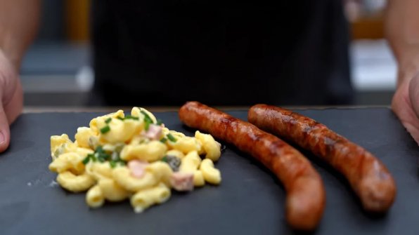 Planerar du en grillkväll eller är du inbjuden till en och vill ha något annorlunda? Då är skinkgrillarna perfekta. De har en härlig rökarom. 