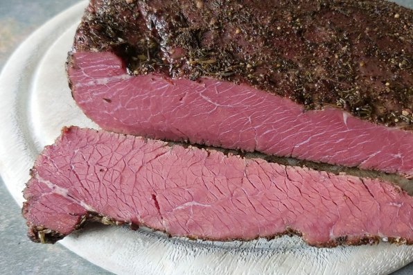Pastrami är rökt, saltat och kryddat nötkött med örtkryddor. Det skärs vanligtvis tunt och äts som pålägg på smörgåsar.